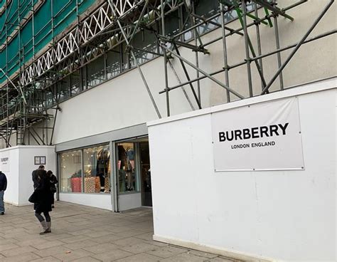 burberry factory outlet london sale|Burberry factory shop London.